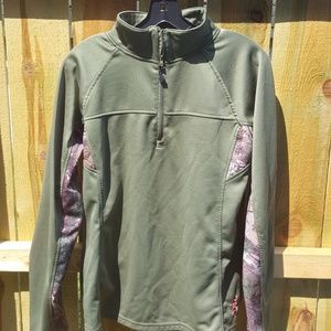 Women's camouflage sweatshirt